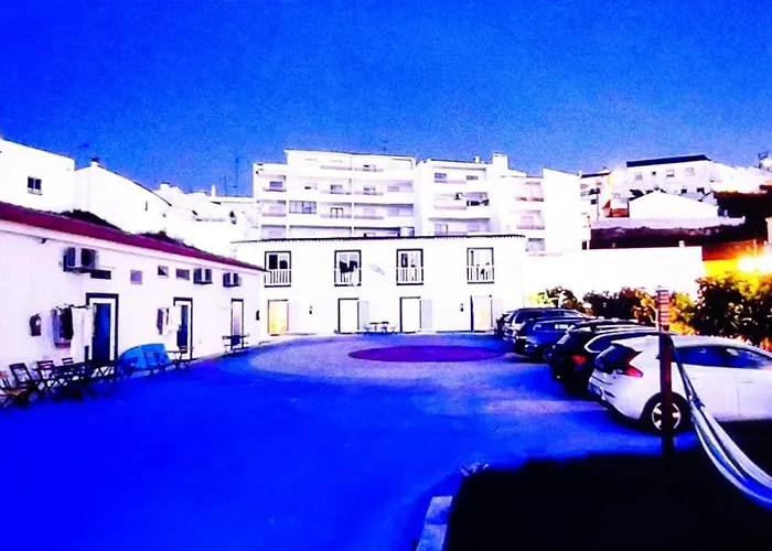 Gira ゲストハウス オデセイシェ